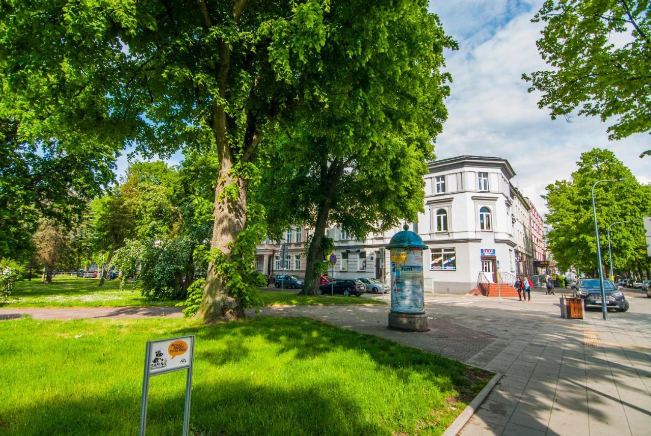 Pomorska Loft Apartment Kolobrzeg Bagian luar foto
